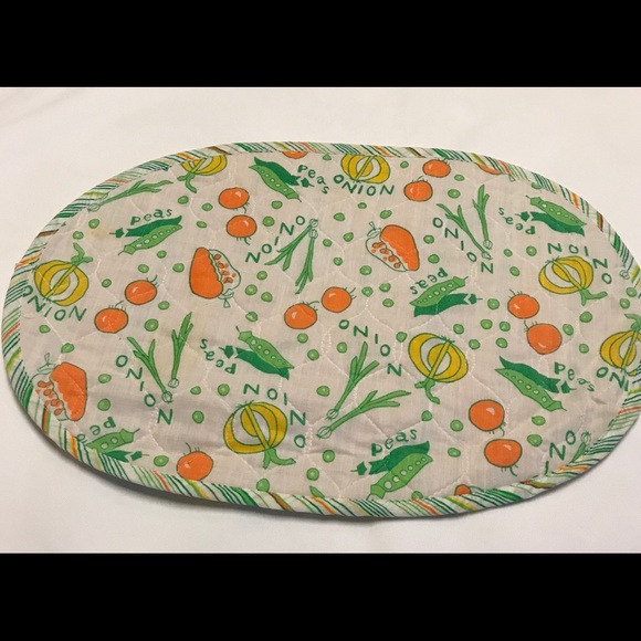 Vintage 1970’s Placemats & Napkins - Picture 2 of 6